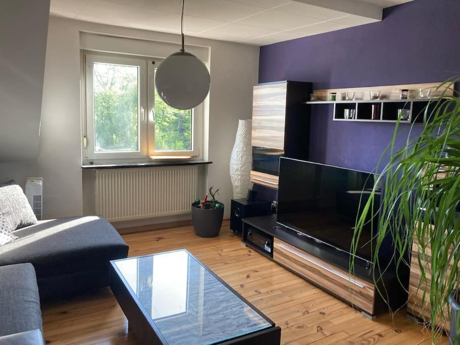 Sonnige Etagen-Wohnung, Alleinige Nutzung, Wasserbett 诺因基兴 外观 照片